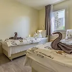 Mobile Luxury Premium-7 By Interhome Vikendica *