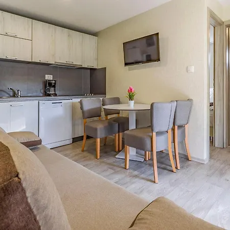 بيت للعطل Mobile Luxury Premium-7 By Interhome بولا
